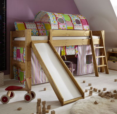 IMC halbhohes Spielbett mit Rutsche aus Kiefer IMC halbhohes Spielbett mit Rutsche aus Kiefer