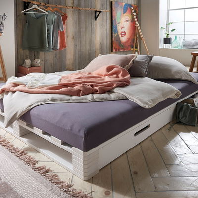 Palettenbett 140 x 200 cm mit zwei Schubladen (3 Farben) Palettenbett 140 x 200 cm mit zwei Schubladen (3 Farben)