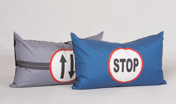 Manis-h Rückenkissen Traffic Sign  Manis-h Rückenkissen Traffic Sign