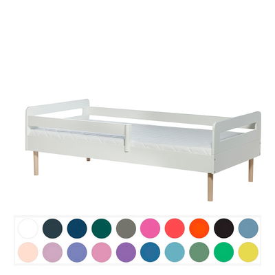 Retro Sofabett Athene mit Absturzsicherung u. Buchefüßen, 90 x 190 cm Retro Sofabett Athene mit Absturzsicherung u. Buchefüßen, 90 x 190 cm