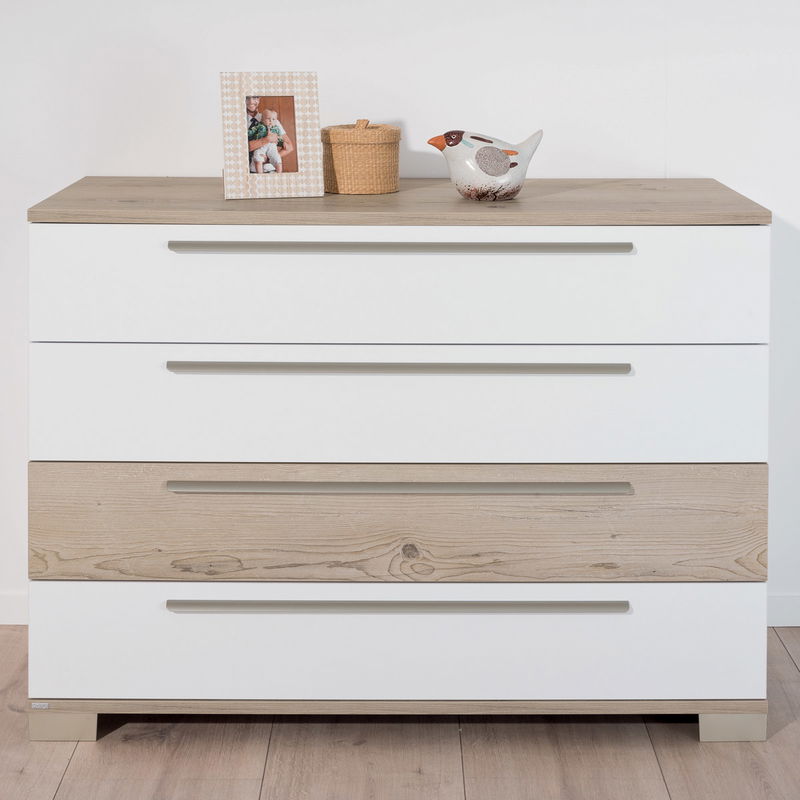 Carlo Kommode, Beispiel mit 3 Schubkästen in Kreideweiß, 1 Schubkasten in Fichte-Vintage Carlo Kommode, Beispiel mit 3 Schubkästen in Kreideweiß, 1 Schubkasten in Fichte-Vintage