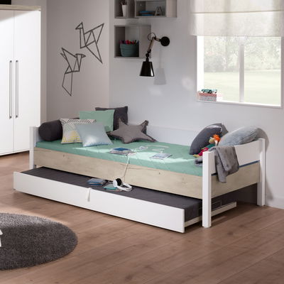 Beispiel 90cm breite Kira Liege mit Zubehör: Wandschutzseite und Ausziehbett Floyd Beispiel 90cm breite Kira Liege mit Zubehör: Wandschutzseite und Ausziehbett Floyd