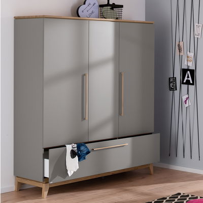 Sten Kleiderschrank breit (schiefergrau/Eiche massiv) Sten Kleiderschrank breit (schiefergrau/Eiche massiv)