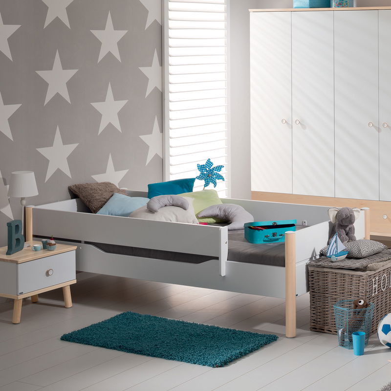 Ylvie Liege mit hohem Fußhaupt, inkl. Lattenrost (140 x 200cm) Ylvie Liege mit hohem Fußhaupt, inkl. Lattenrost (140 x 200cm)