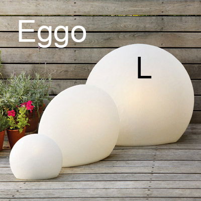 Schmale weiße Bodenleuchte Eggo L, 65cm hoch und mit einem Durchmesser von ca. 78cm. Schmale weiße Bodenleuchte Eggo L, 65cm hoch und mit einem Durchmesser von ca. 78cm.